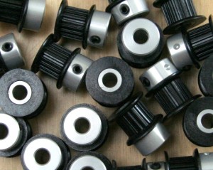 A pile of MXL 18T pulleys